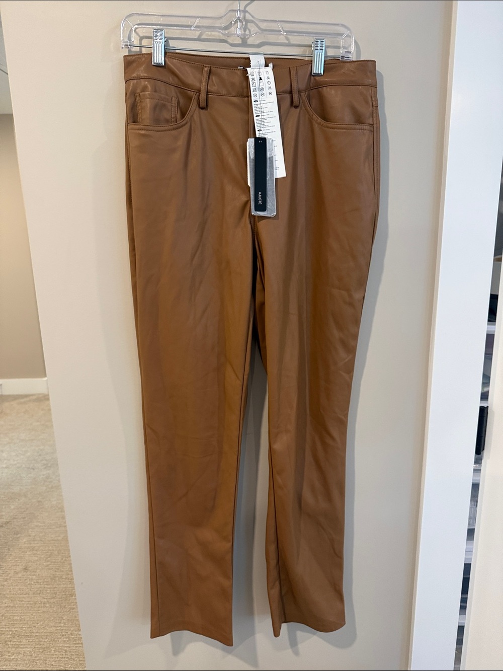 Joseph Ribkoff NWT Brown Faux-Leather Pants